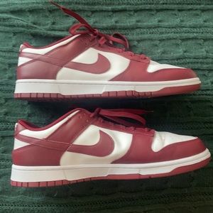 Men’s Dunks Lows size 13